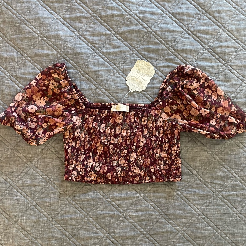 NWT Altar'd State Floral Print Crop Top Short Sleeve, Size Small S - Picture 7 of 7